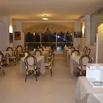 מלון Incanto