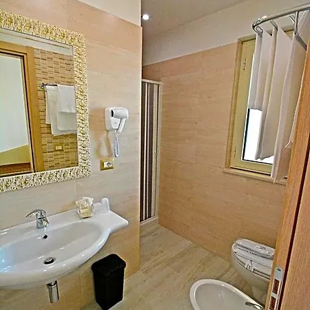 Incanto بيسْكيتْشّي